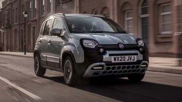 Fiat Panda Cross - front tracking